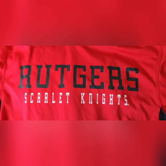 Rutgers Scarlet Knights Men's Size Medium Red T-Shirt - Picture 4 of 5
